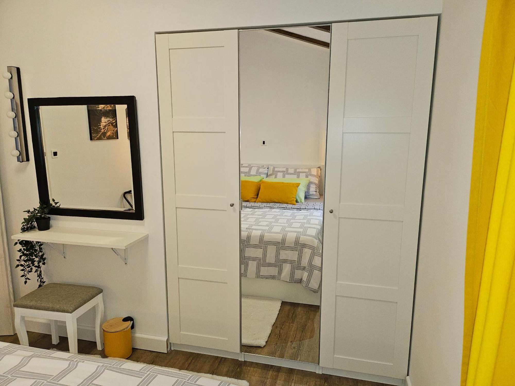 Apartman Pojine Gabonjin Exteriér fotografie